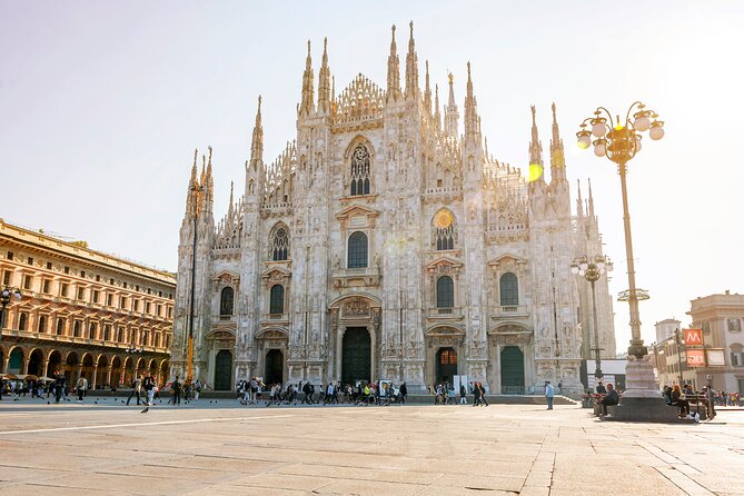 Best of Milan: 3 Icons Tour in 40 Languages + Hop On Hop Off - Price and what you’re really paying for ($74.91)