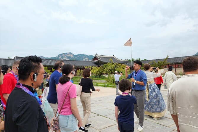 Best Seoul City Tour (Gyeongbokgung Palace,Insadong,Namsan Tower) - The weekday swap: Tuesdays trade Gyeongbokgung for Changdeok