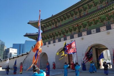 Best Walking Tour to Gyeongbok Palace Bukchon Hanok Village - Gyeongbokgung Palace in One Hour: Ceremony, Architecture, and What to Look For