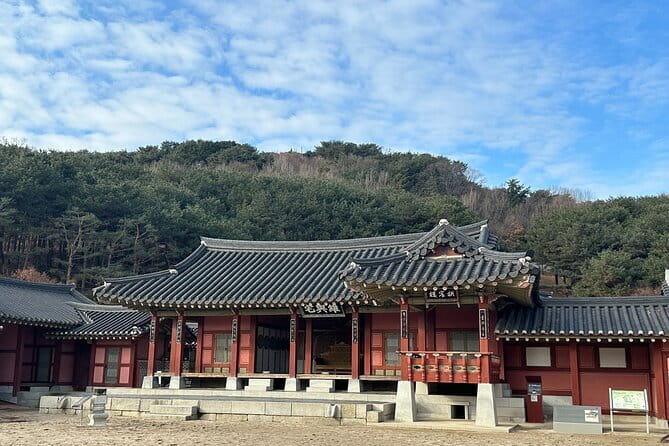Beyond Seoul: Starfield Library, Hwaseong Fortress & Cave Quest - Hwaseong Fortress: UNESCO Walls, King Jeongjo, and Panoramic Pavilions