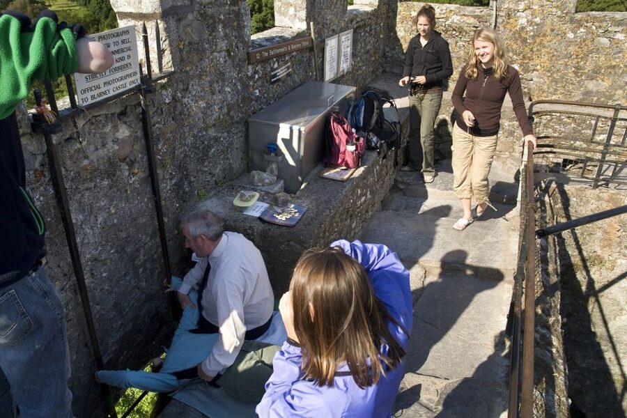 Blarney Castle Full-Day Tour from Dublin - Blarney Woollen Mills Shopping and the Trip Back to Dublin