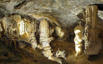 Bled Lake with Postojna Cave & Castle - small group - day trip from Ljubljana - Morning in Bled: From Scenic Drive to a Castle-Top Photo Mission