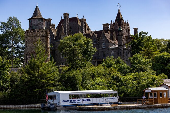 Boldt Castle and 2 Nation Tour - The boat ride: what you’ll actually see (and why it’s worth the money)