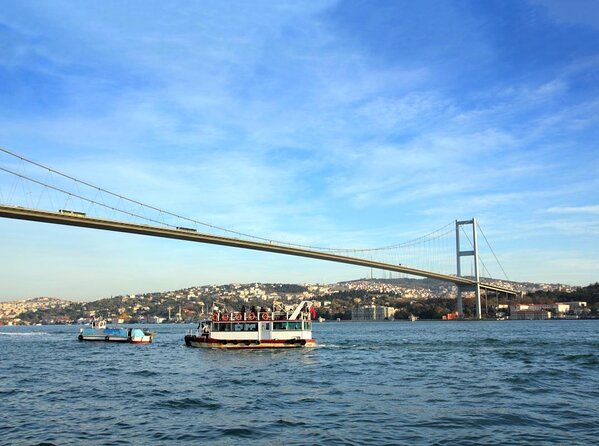 Bosphorus Cruise with Dolmabahce Palace and Istiklal Street Tour - Key things to know before you go