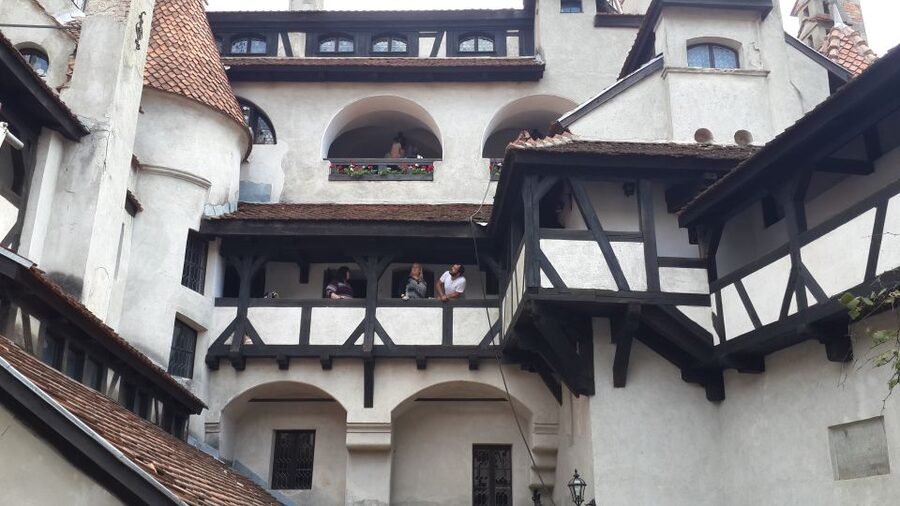 Brasov: Peles Castle, Bran Castle & Rasnov Fortress Day Tour - Râșnov Fortress: panoramic views with less strain