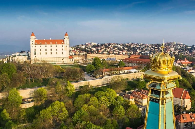 Bratislava: Guided Walking Tour with Castle Entry Ticket - Why the afternoon pacing fits Bratislava