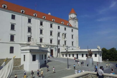 Bratislava: Guided Walking Tour with Castle Entry Ticket - Getting oriented fast: Opera House, Reduta, and Old Town Hall