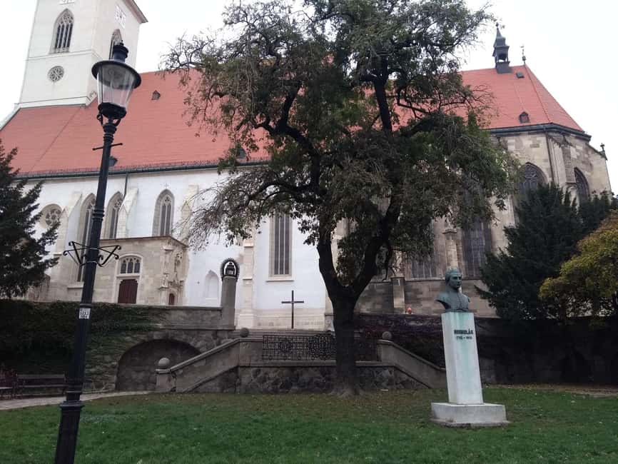Bratislava: Old Town and Castle Walking Tour - Key highlights worth planning for