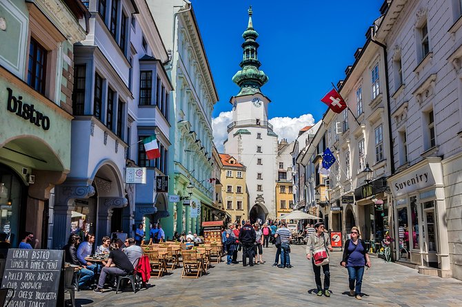 Bratislava walk tour with bonuses and castle 3€ + Tip, kids free - A short, smart way to see Bratislava in 2–3 hours