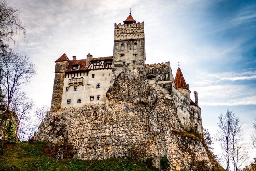 Bucharest: Bran Castle and Bear Sanctuary Small-Group Tour - Key points to know before you go
