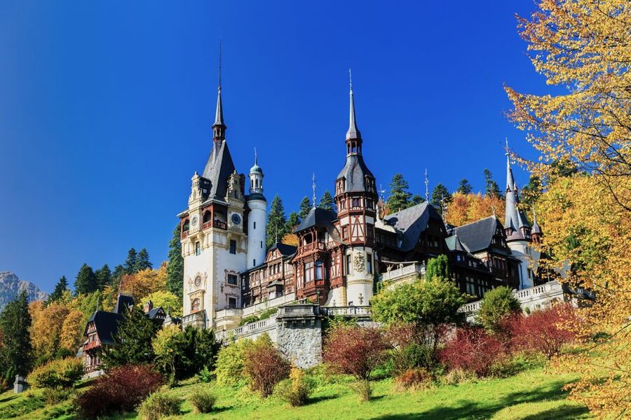 Bucharest: Dracula Castle, Peles Castle & Brasov Old Town - Bran Castle and Vlad the Impaler: Dracula’s Castle, But Make It Practical