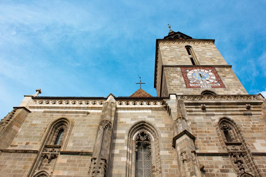 Bucharest: Dracula's Castle, Peles Castle, & Brasov Old Town - Should you book this Bucharest to Dracula castles day trip?