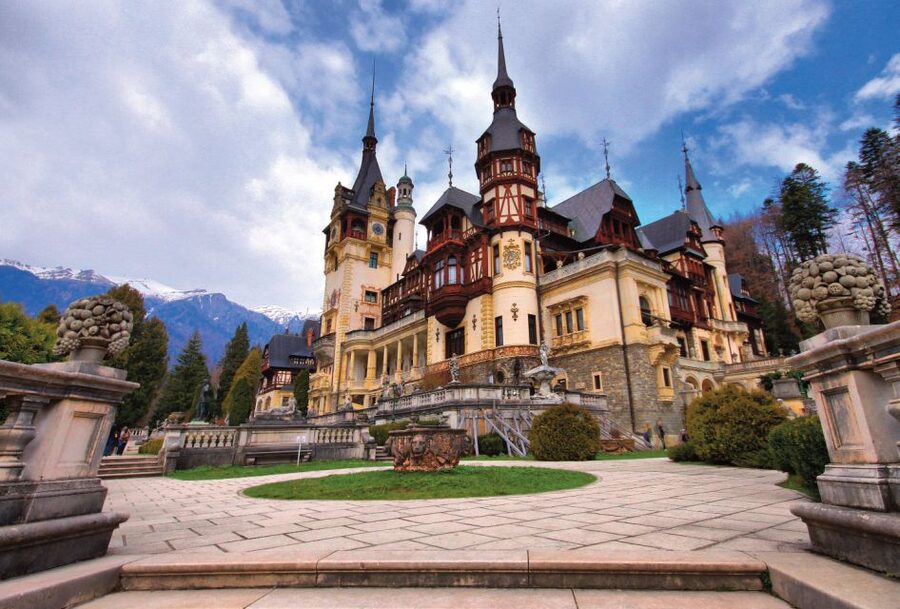 Bucharest: Dracula's Castle, Peles Castle, & Brasov Old Town - Value check: is $40 really enough for three major stops?