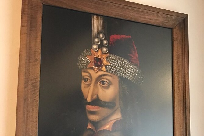 Bucharest to Dracula Castle, Peles Castle and Brasov Guided Tour - Bran Castle and the Dracula legend: why the fortress layout matters