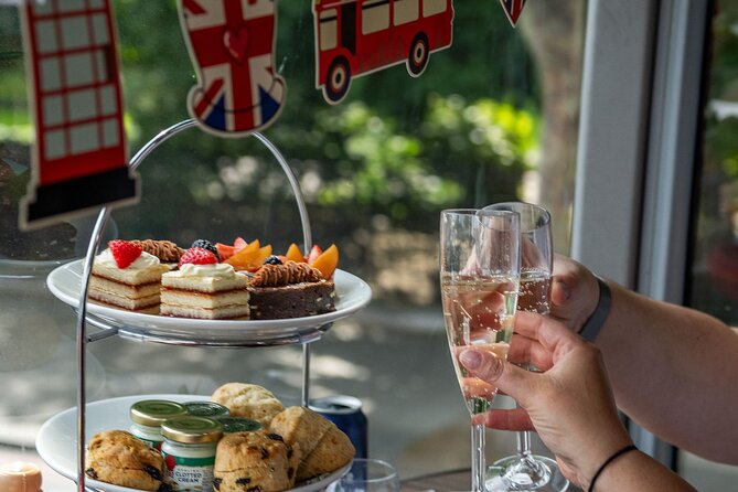 Buckingham Palace & Afternoon Tea Sightseeing Tour with PG Tips - Where the value shows: organized timing and a real interior ticket