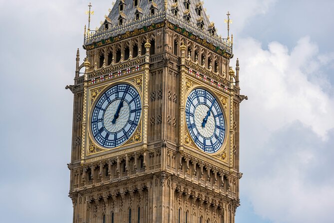 Buckingham Palace, Change the Guard & Crown Jewels Tour - Tower of London: Crown Jewels plus the White Tower route