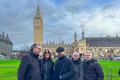Buckingham Palace & Changing of the Guard Experience - Green Park stop: a quick breather before the royal gates
