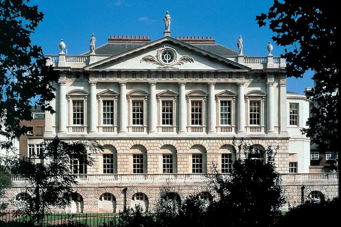 Buckingham Palace, St James Palace & Tea at Kensington Palace - Clarence House: John Nash design and a royal preference story