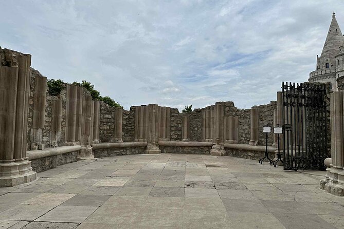 Buda Castle Tour: History and Architecture - Market Squares and Archives: Everyday Life to National Memory
