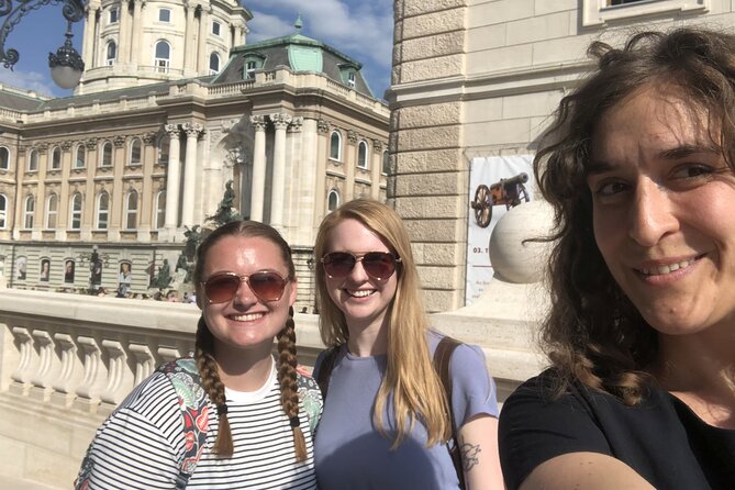 Buda Castle Walking Tour: A Kingdom of Many Nations - Stop 3: Sándor Palace and modern Hungarian power