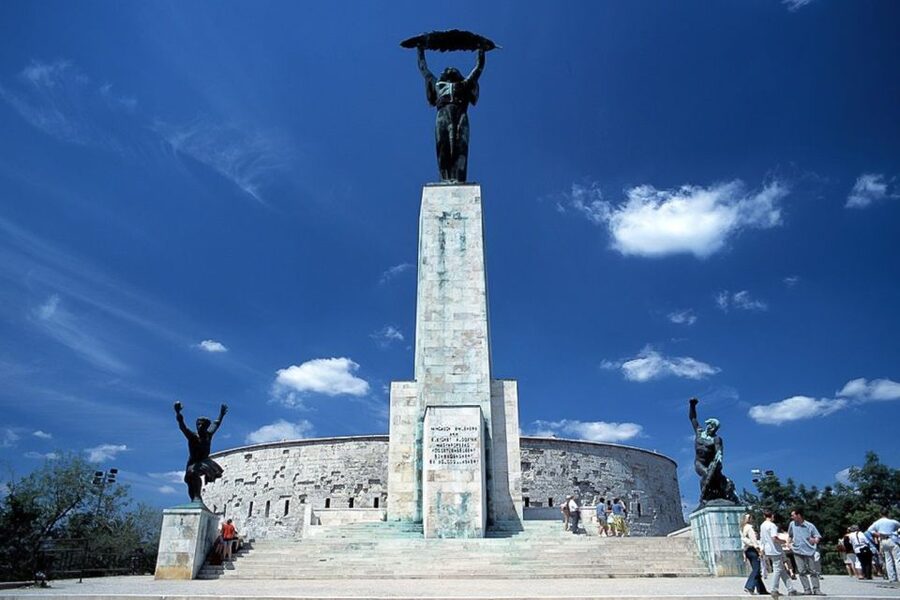 Budapest: 3-Hour Grand City Tour and Castle Walk - Who This Tour Fits Best (and Who Should Skip It)