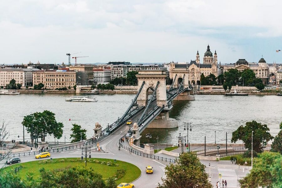 Budapest: Buda Castle District Vampires and Myths Night Tour - Best fit: who should book this night walk