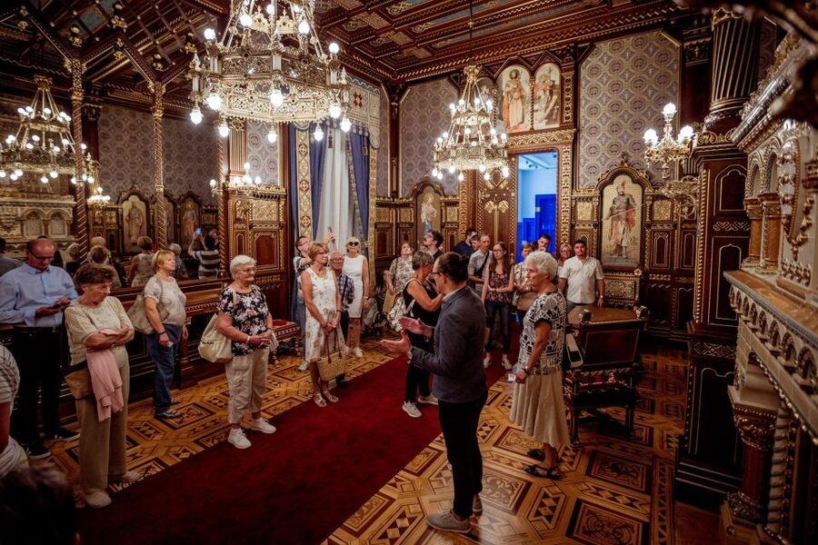 Budapest: Buda Castle Walk with Saint Stephen's Hall - St. Stephen’s Hall: the restored royal interior that changes how you read the building