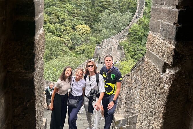 BusDa-Full-Day Bus Trips: Mutianyu, Summer & Old Summer Palaces - The Guide Factor: English Support and Storytelling That Adds Meaning