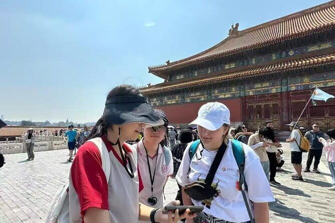 BusDa-Mutianyu Great Wall & Summer Palace Full-Day Group Tour - Lunch and the switch to the Summer Palace