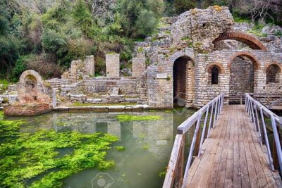 Butrint, Blue Eye, Ksamil and Lekuresi Castle Tour From Saranda - Ksamil: Sea Views and the Timing Trap