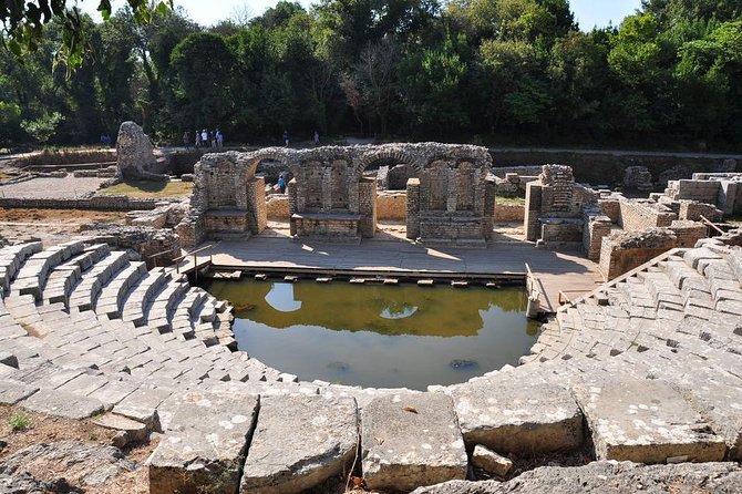 Butrint, Ksamil, Blue Eye, Lekuresi Castle. All-in-one daytrip. - How this all-in-one route works (and who it suits)