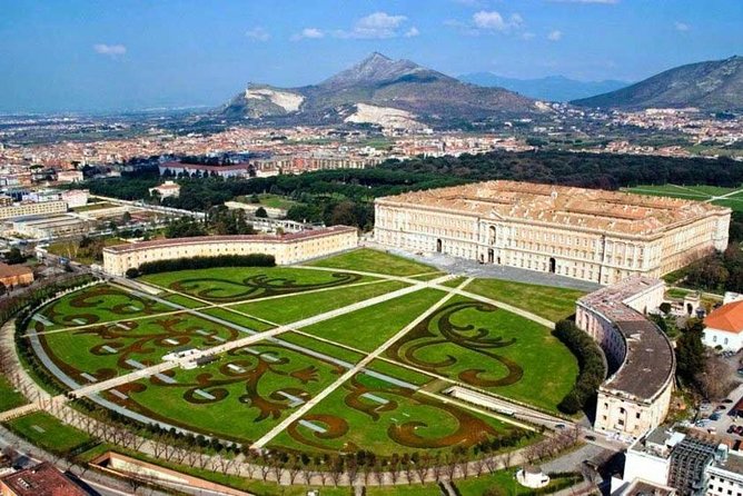 Caserta Royal Palace: Day Trip from Naples - Naples to Caserta: how the round-trip transfer works in real life