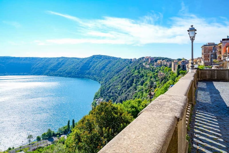 Castel Gandolfo: Papal Palace Entry Ticket and Audio Guide - Inside the Papal Palace: Carlo Maderno’s work and key art details