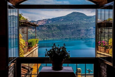 Castel Gandolfo: Papal Palace Entry Ticket and Audio Guide - Your 2-hour self-guided route: palace first, then gardens