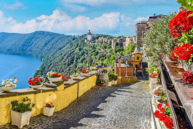 Castel Gandolfo: Papal Palace Entry Ticket and Audio Guide - Terrace views of Rome: why the gardens actually matter