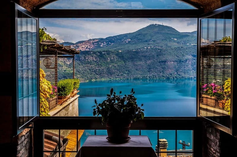 Castel Gandolfo: Papal Palace Entry Ticket and Audio Guide - Your 2-hour self-guided route: palace first, then gardens