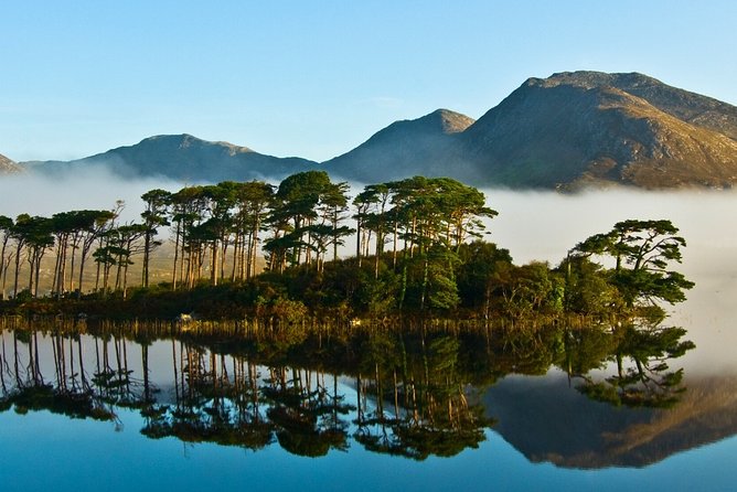 Castles of Connemara tour departing Galway city. Guided. Full day - How the full day flows: 45 minutes here, 2 hours there, lots of driving in between