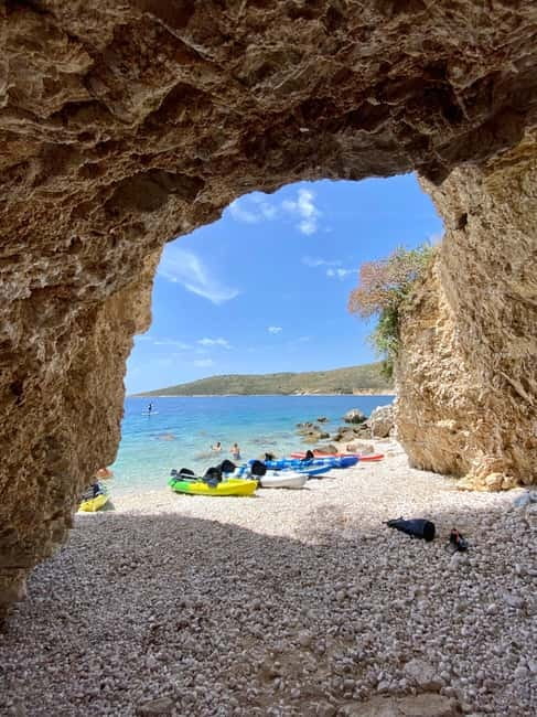 Caves of Porto Palermo: Kayak/SUP Tour with Castle Sea View - Weather, fitness, and who this tour suits best
