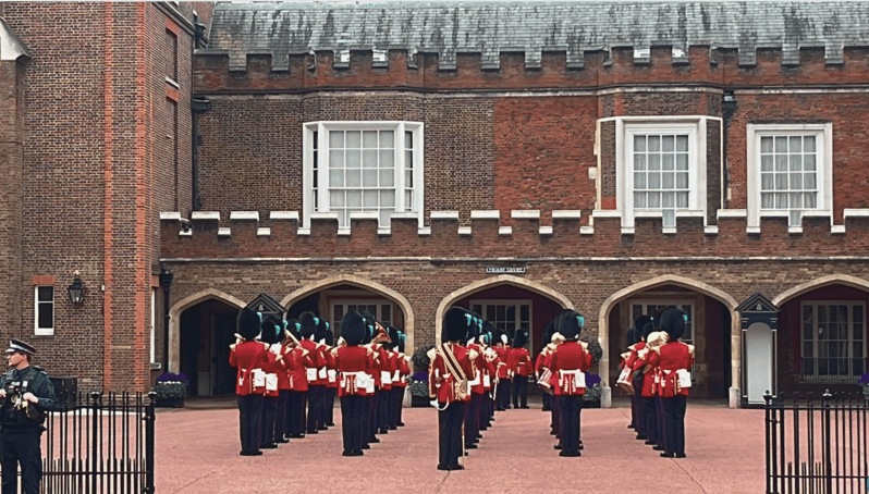 Changing of the Guard at Buckingham Palace - Changing of the Guard at Buckingham and St James’s: what you’re actually paying for