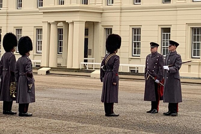 Changing of the Guard at Buckingham Palace Experience - Route Rhythm: How the Morning Fits Into a Day in Central London