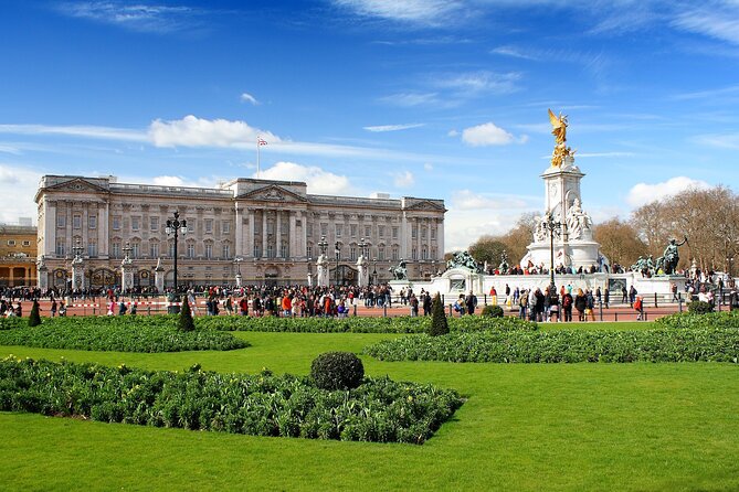 Changing of the Guard & Buckingham Palace Guided Tour Small Group - Key Things to Know Before You Go