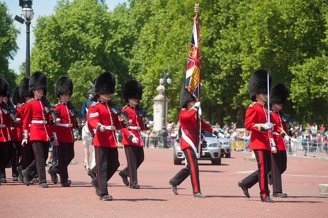 Changing of the Guard Guided Tour at Buckingham Palace - Price and Value: Is $19.34 Worth It?