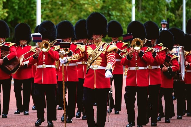 Changing of the Guard Walking Tour in London at Buckingham Palace - Stop-by-stop: what you’ll see, what’s included, and what to watch for