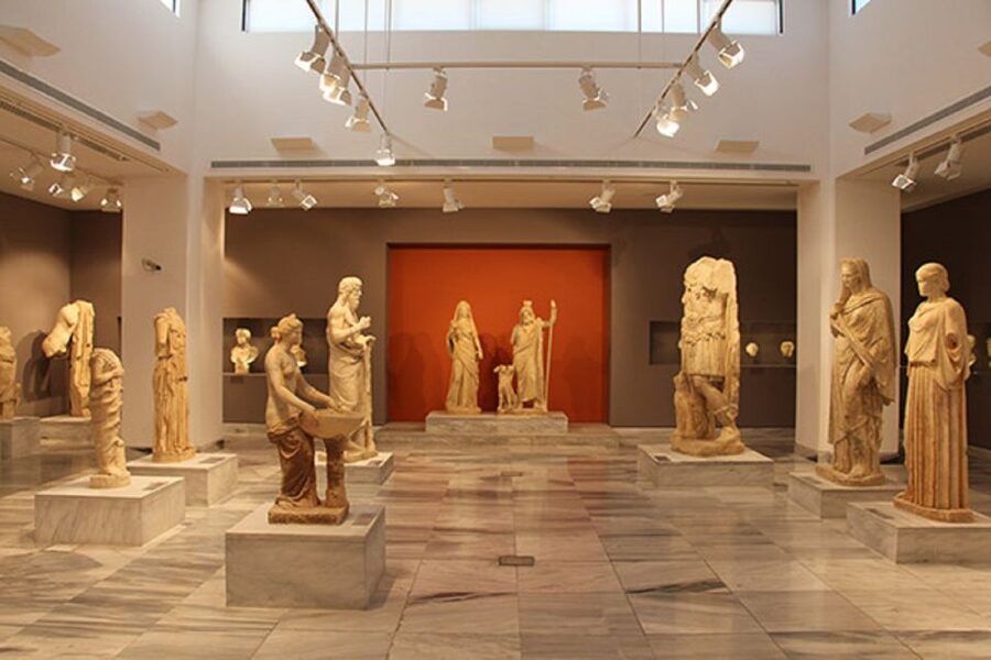 Chania/Rethymno: Knossos Palace & Heraklion City Tour - Key takeaways before you go