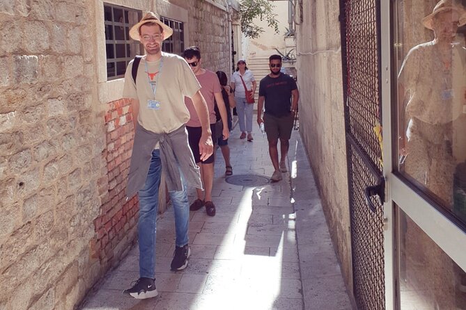 Chill Private Walking Tour of Diocletian's Palace - Peristyle first: start with the palace’s “center of gravity”