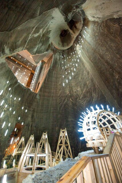 Cluj: Turda Salt Mine, Corvin Castle, Alba Carolina Tour - Corvin Castle near Hunedoara: Gothic walls built to resist an empire