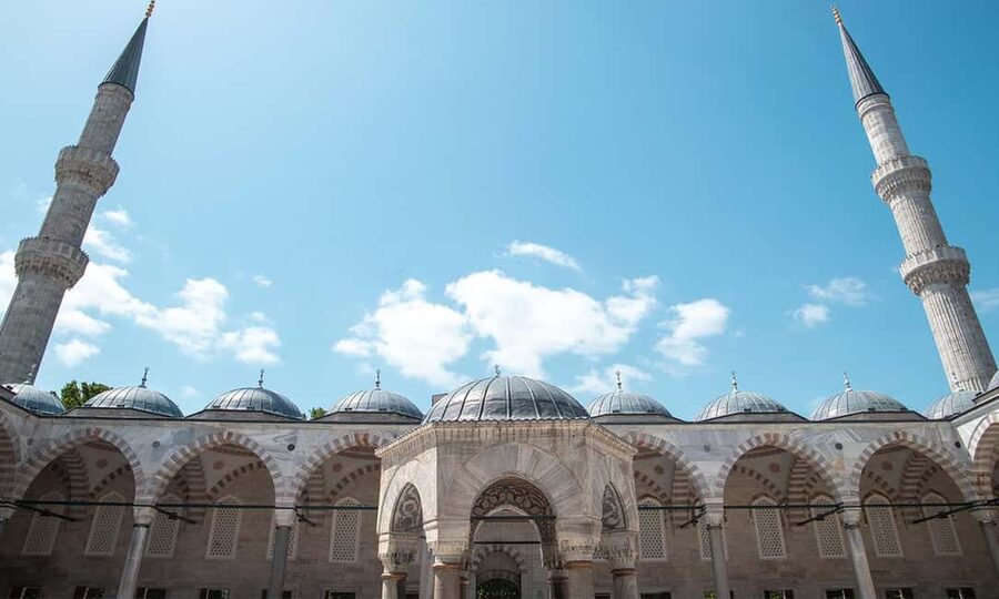 Combo: Hagia Sophia+Basilica Cistern Optional Topkapi Palace - Smart Audio Guides: How to Make Them Work on the Ground