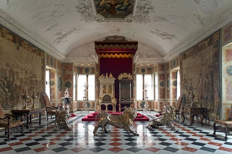 Copenhagen: Rosenborg Castle Entry Ticket - Who should book this Rosenborg Castle Crown Jewels ticket?