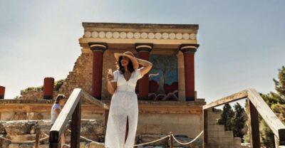 Crete: Knossos Palace and Museum E-Tickets with Audio Guides - How the self-guided audio tours work on your smartphone