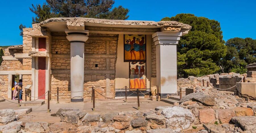 Crete: Knossos Palace Entry Ticket with Optional Audio Guide - Getting there and practical site tips (so the day stays easy)